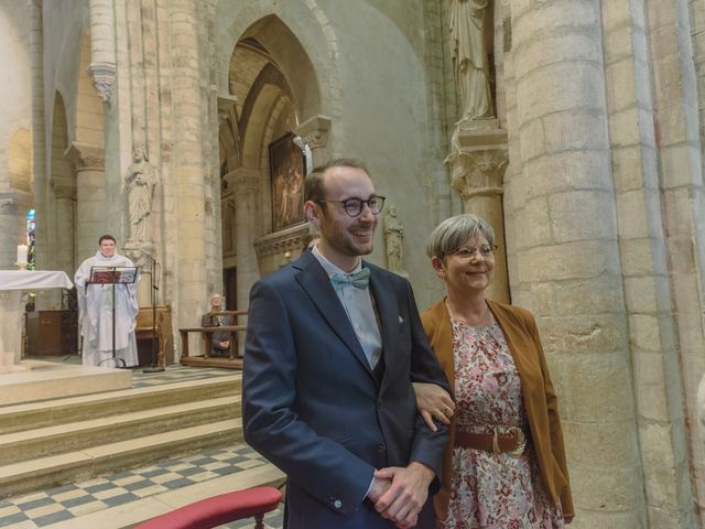 Le mariage de Alex et Zoé à Beillé, Sarthe 14