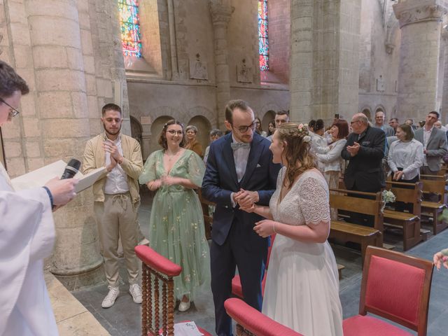 Le mariage de Alex et Zoé à Beillé, Sarthe 22