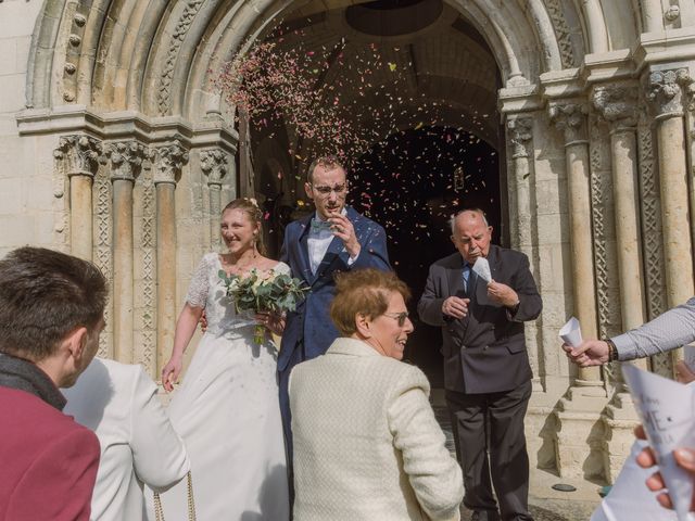 Le mariage de Alex et Zoé à Beillé, Sarthe 31