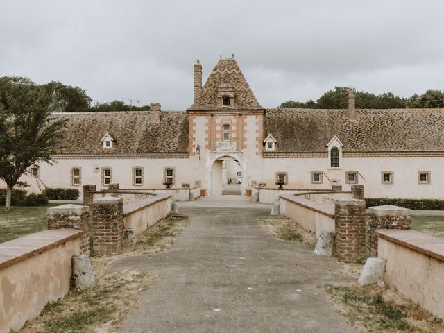 Le mariage de Corentin et Srishti à Chevillon, Haute-Marne 1