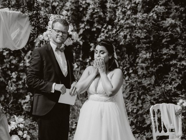 Le mariage de Corentin et Srishti à Chevillon, Haute-Marne 26