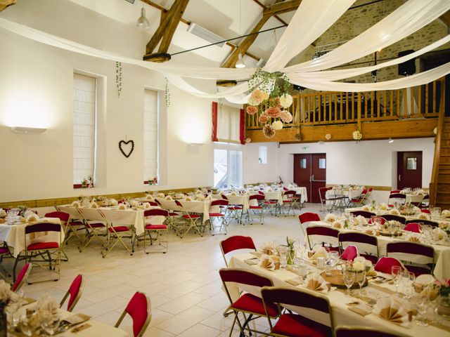 Le mariage de Guillaume et Sandrine à Lencloître, Vienne 38