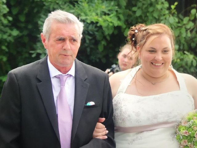 Le mariage de Julien et Sabrina à Kerfourn, Morbihan 11