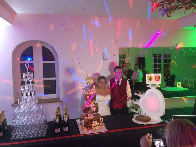 Le mariage de Mathieu et Sandra à Élancourt, Yvelines 3