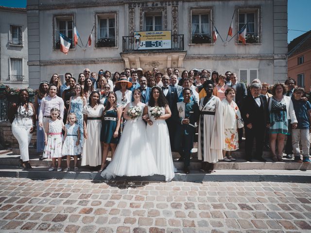 Le mariage de Sarah et Anaïs à Provins, Seine-et-Marne 197