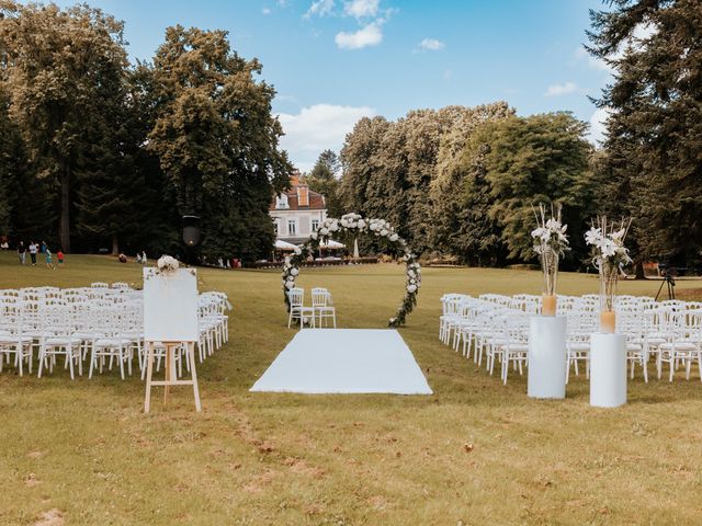 Le mariage de Jean Philippe et Sabrina à Geneuille, Doubs 44
