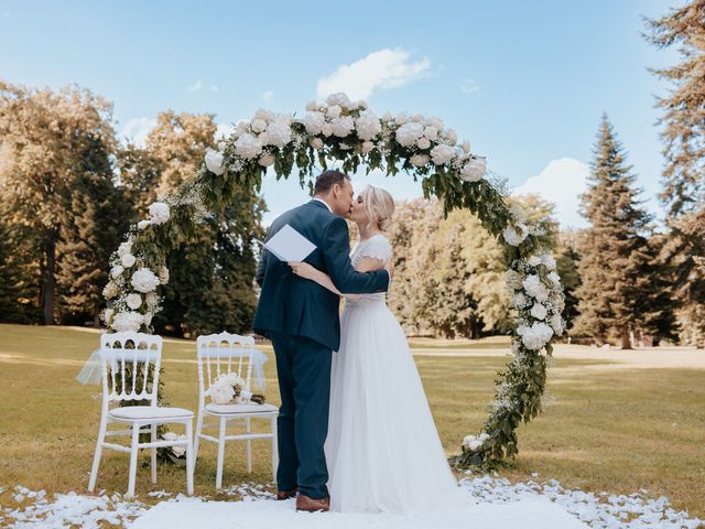 Le mariage de Jean Philippe et Sabrina à Geneuille, Doubs 53