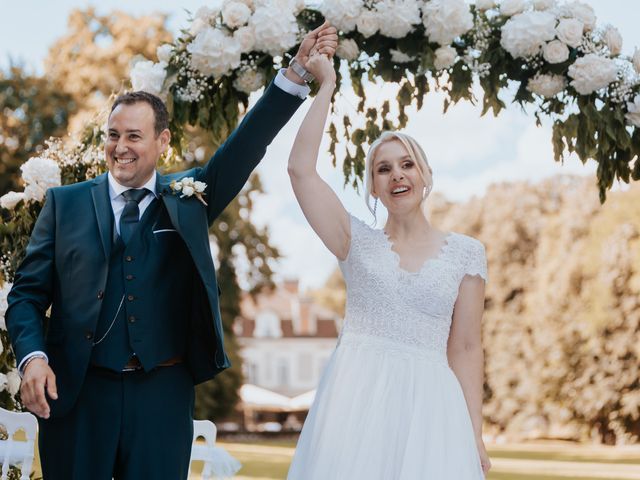 Le mariage de Jean Philippe et Sabrina à Geneuille, Doubs 57