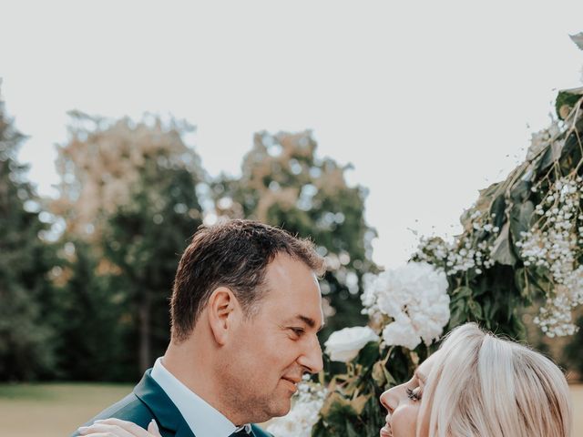 Le mariage de Jean Philippe et Sabrina à Geneuille, Doubs 73