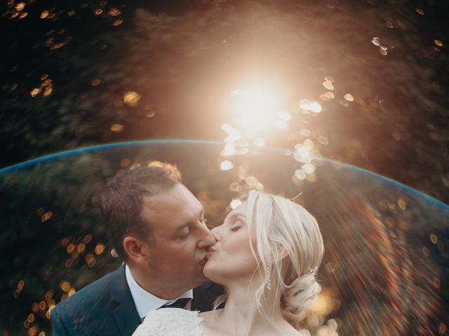 Le mariage de Jean Philippe et Sabrina à Geneuille, Doubs 80