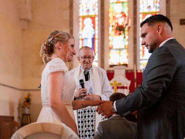 Le mariage de Antony et Pamela à Chapelle-Viviers, Vienne 52