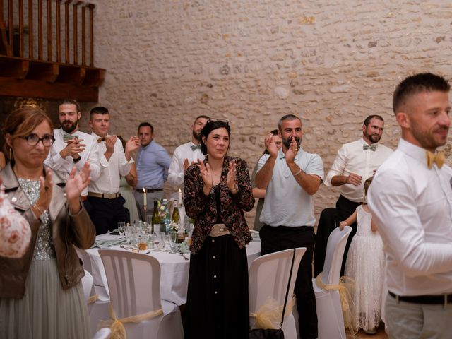 Le mariage de Antony et Pamela à Chapelle-Viviers, Vienne 121