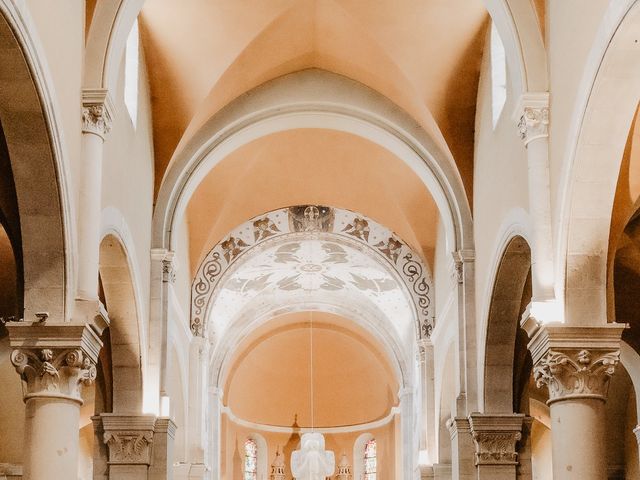 Le mariage de Raphaëlle et Thibaut à Corgoloin, Côte d&apos;Or 26