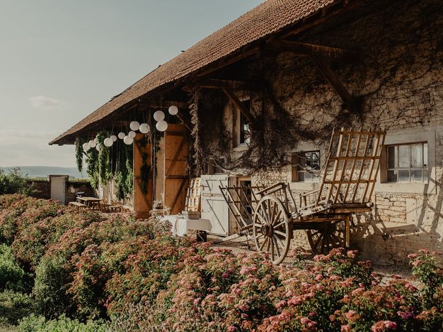 Le mariage de Raphaëlle et Thibaut à Corgoloin, Côte d&apos;Or 39