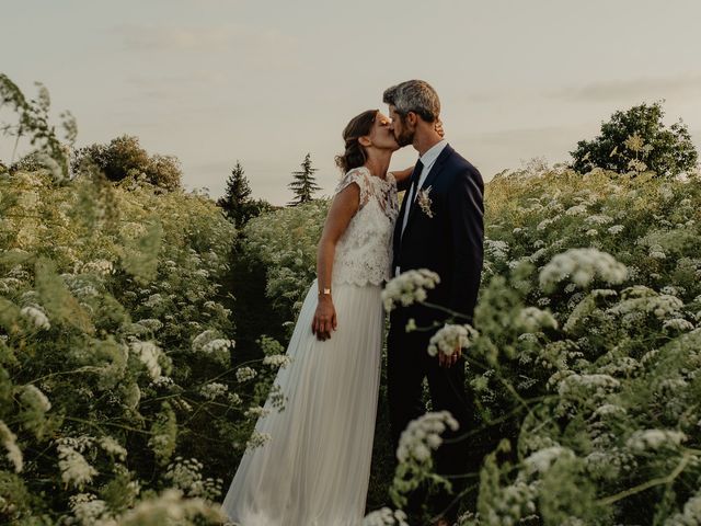 Le mariage de Raphaëlle et Thibaut à Corgoloin, Côte d&apos;Or 51