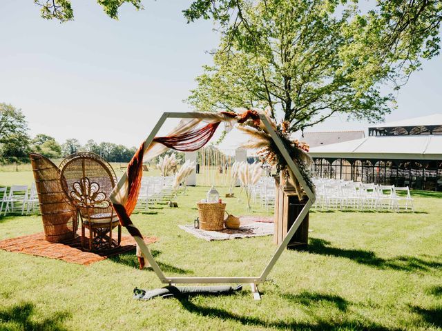 Le mariage de Bouvry  et Aurelien à Vaiges, Mayenne 8