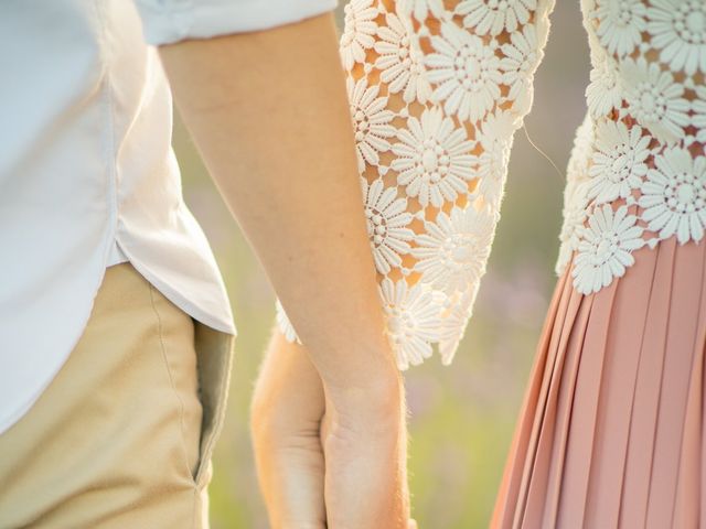 Le mariage de Wiliam et Valerie à Grignan, Drôme 3