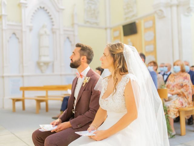 Le mariage de Wiliam et Valerie à Grignan, Drôme 32