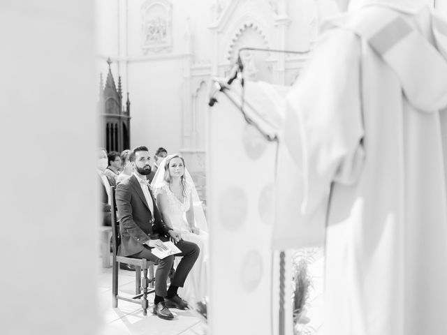 Le mariage de Wiliam et Valerie à Grignan, Drôme 37