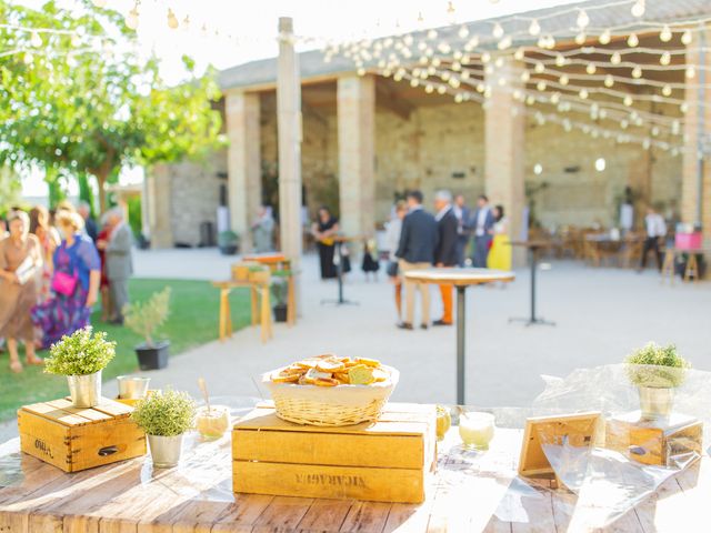 Le mariage de Wiliam et Valerie à Grignan, Drôme 97