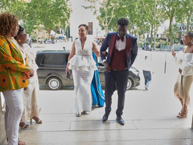 Le mariage de Didier et Johanna à Montreuil, Seine-Saint-Denis 5