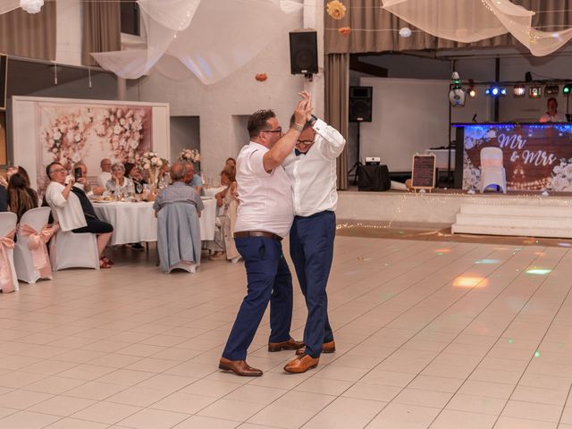 Le mariage de Vanessa et Stéphane à Royan, Charente Maritime 34