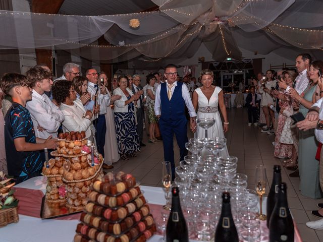 Le mariage de Vanessa et Stéphane à Royan, Charente Maritime 111