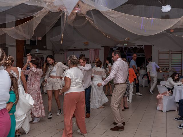 Le mariage de Vanessa et Stéphane à Royan, Charente Maritime 128