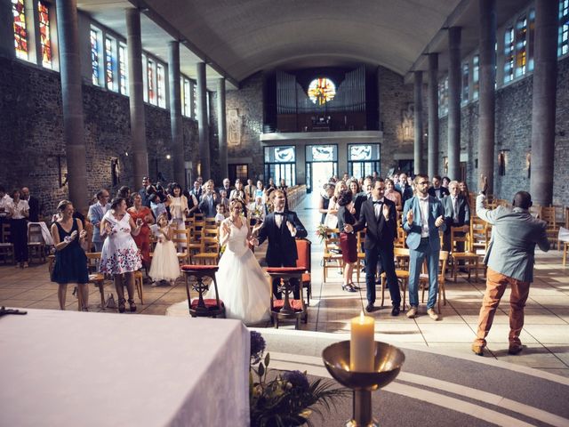 Le mariage de Vincent et Charlotte à Besançon, Doubs 16