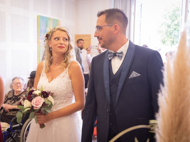 Le mariage de Bastien et Charlotte à Saint-Sauveur-d&apos;Aunis, Charente Maritime 10