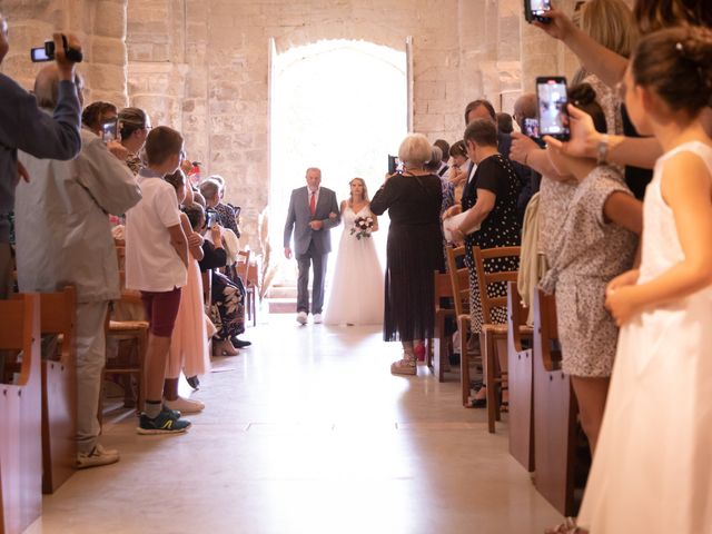 Le mariage de Bastien et Charlotte à Saint-Sauveur-d&apos;Aunis, Charente Maritime 24