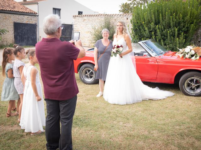 Le mariage de Bastien et Charlotte à Saint-Sauveur-d&apos;Aunis, Charente Maritime 45