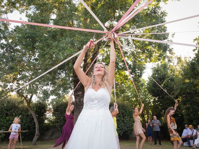 Le mariage de Bastien et Charlotte à Saint-Sauveur-d&apos;Aunis, Charente Maritime 69