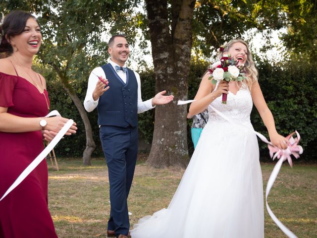 Le mariage de Bastien et Charlotte à Saint-Sauveur-d&apos;Aunis, Charente Maritime 71