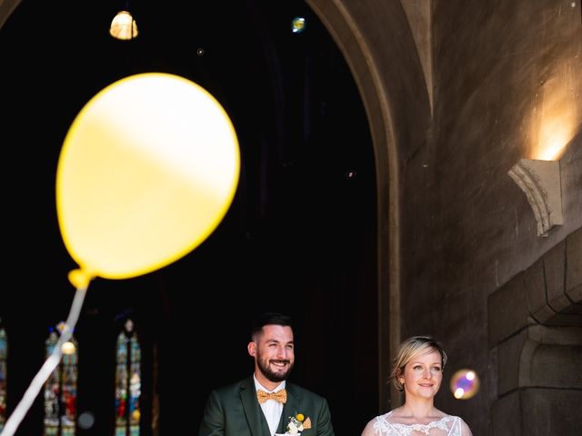 Le mariage de Jérémy et Hélène à Saint-Rémy-du-Plein, Ille et Vilaine 14