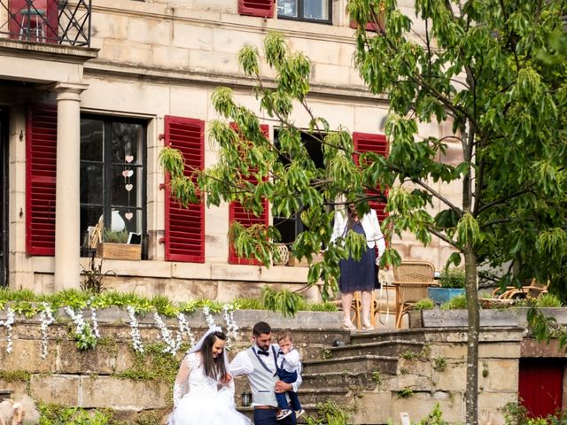 Le mariage de  Émilie Prévot  et Luc à Châlonvillars, Haute-Saône 5