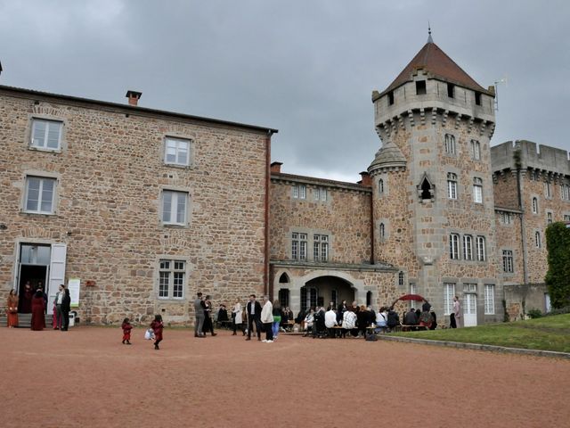 Le mariage de Crystalle et Kevin  à Saint-Symphorien-sur-Coise, Rhône 1