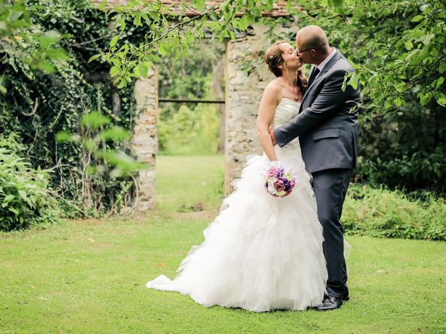 Le mariage de Frédéric et Caroline à Savigny-le-Temple, Seine-et-Marne 74