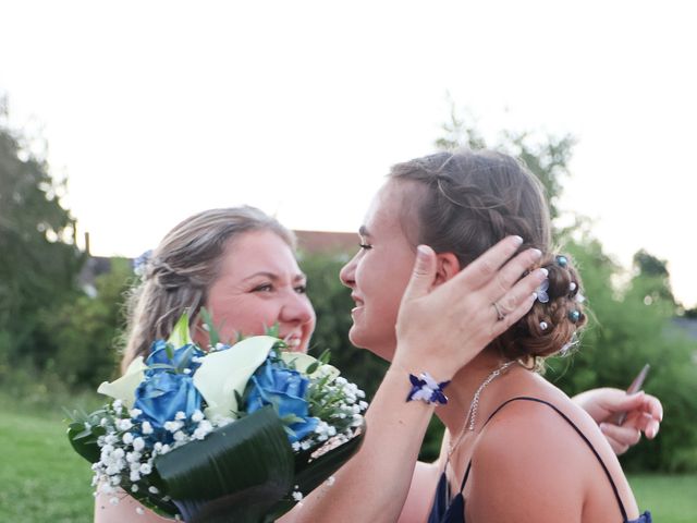 Le mariage de Claude et Hélène à Vergaville, Moselle 9