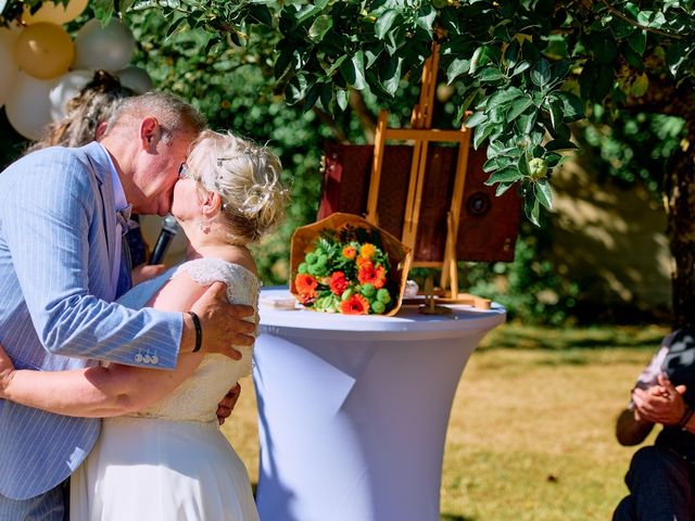 Le mariage de Sylvain  et Corinne  à Luisant, Eure-et-Loir 10