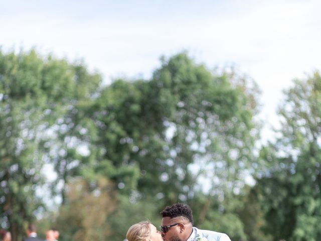 Le mariage de Nathan et Sophie à Urzy, Nièvre 20