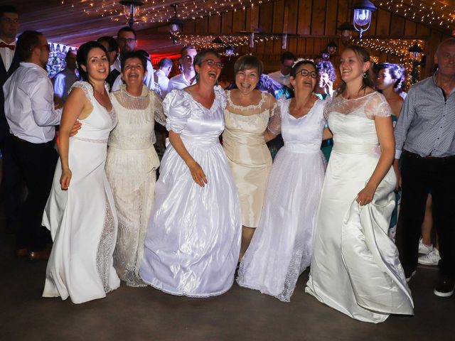 Le mariage de Arnaud et Cyrielle à Plouigneau, Finistère 49