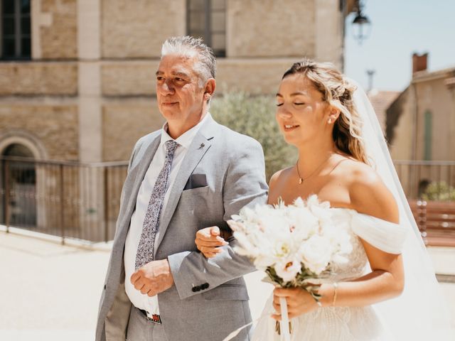 Le mariage de Fiona et Olivier à Villeneuve-les-Avignon, Gard 1