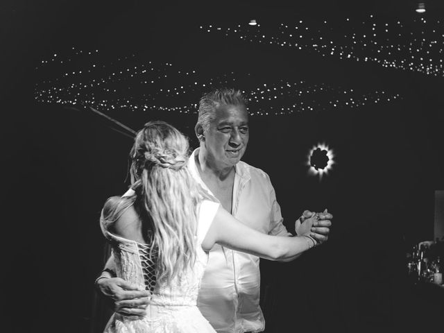 Le mariage de Fiona et Olivier à Villeneuve-les-Avignon, Gard 29