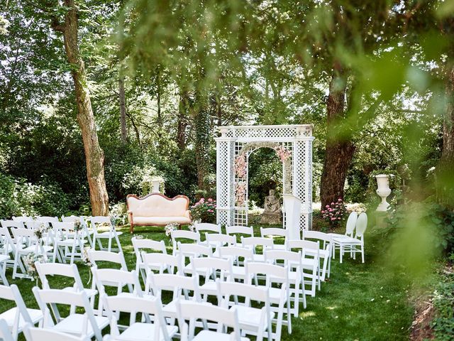 Le mariage de Chanda et Romain à Lemps, Ardèche 29