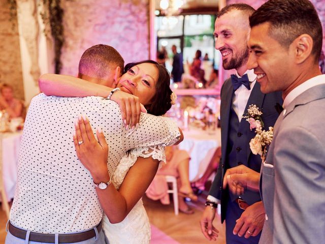 Le mariage de Chanda et Romain à Lemps, Ardèche 71