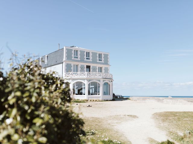 Le mariage de Anthony et Camille à Brignogan-Plage, Finistère 1