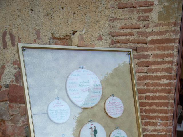 Le mariage de Thomas et Anais à Cazaux-Savès, Gers 18