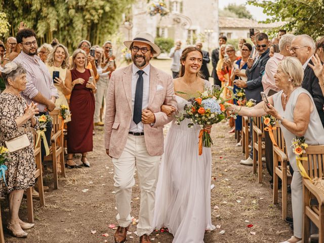 Le mariage de Damien et Anne-Charlotte à Léoville, Charente Maritime 13