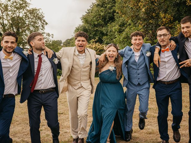 Le mariage de Damien et Anne-Charlotte à Léoville, Charente Maritime 24